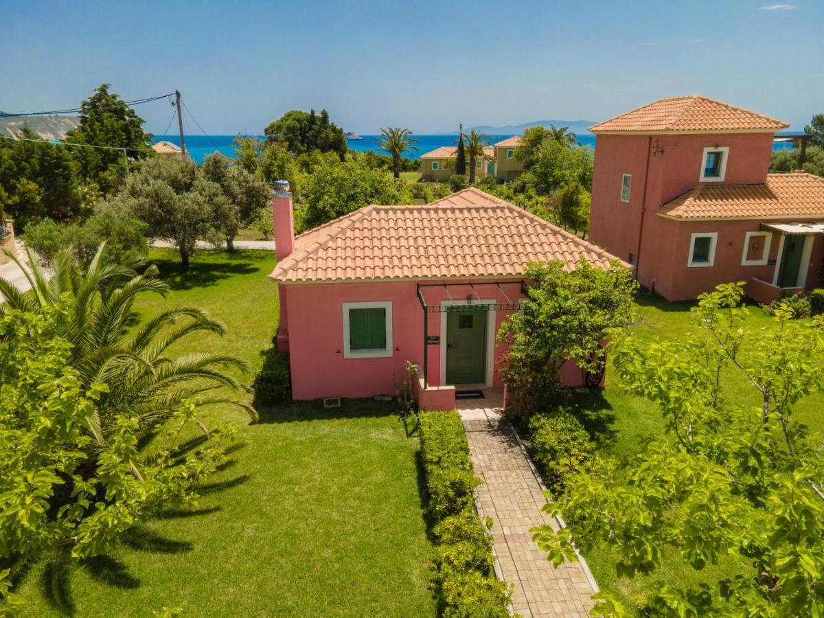 Monambeles Villas Svoronata Esterno foto