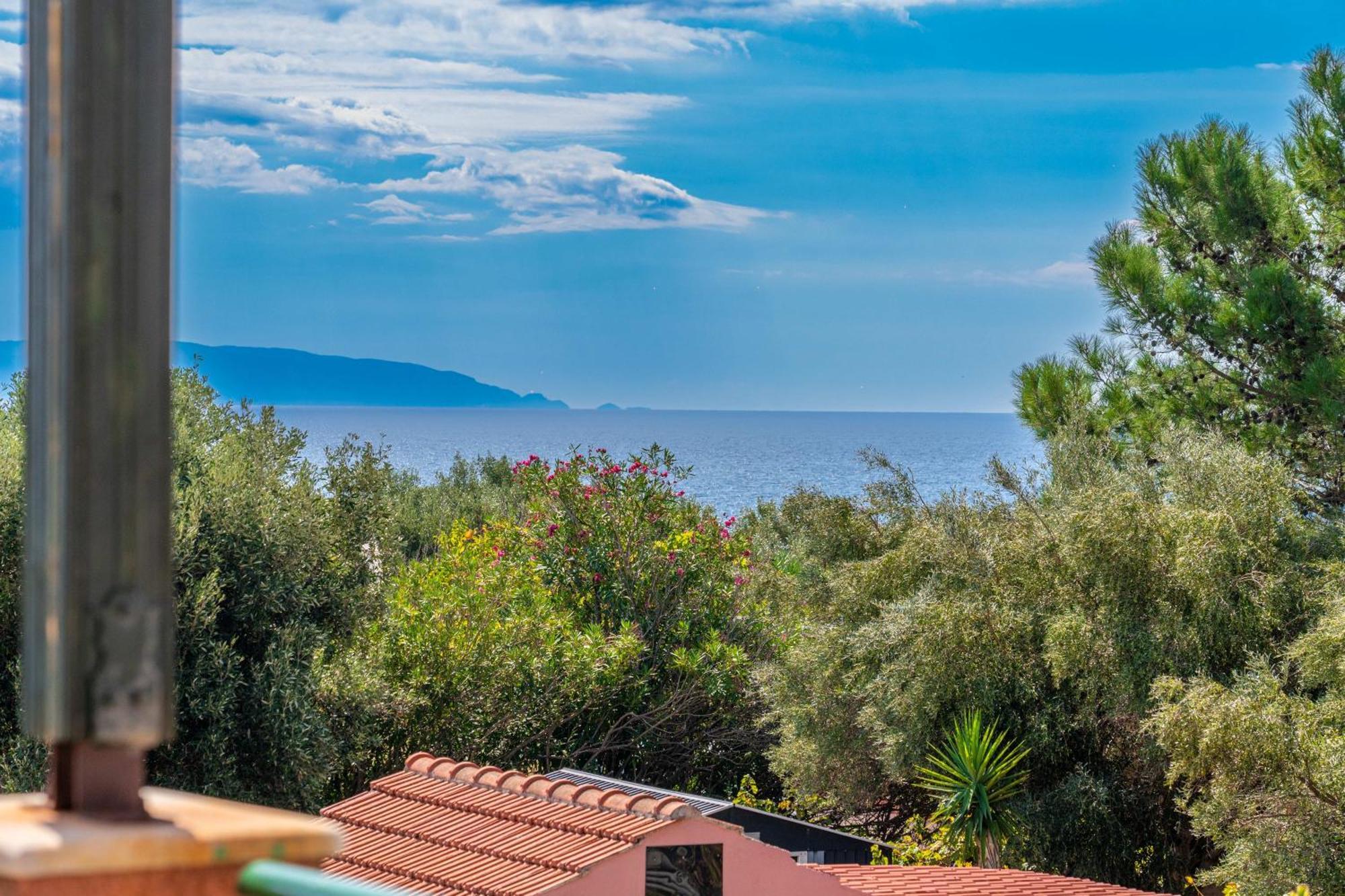 Monambeles Villas Svoronata Esterno foto