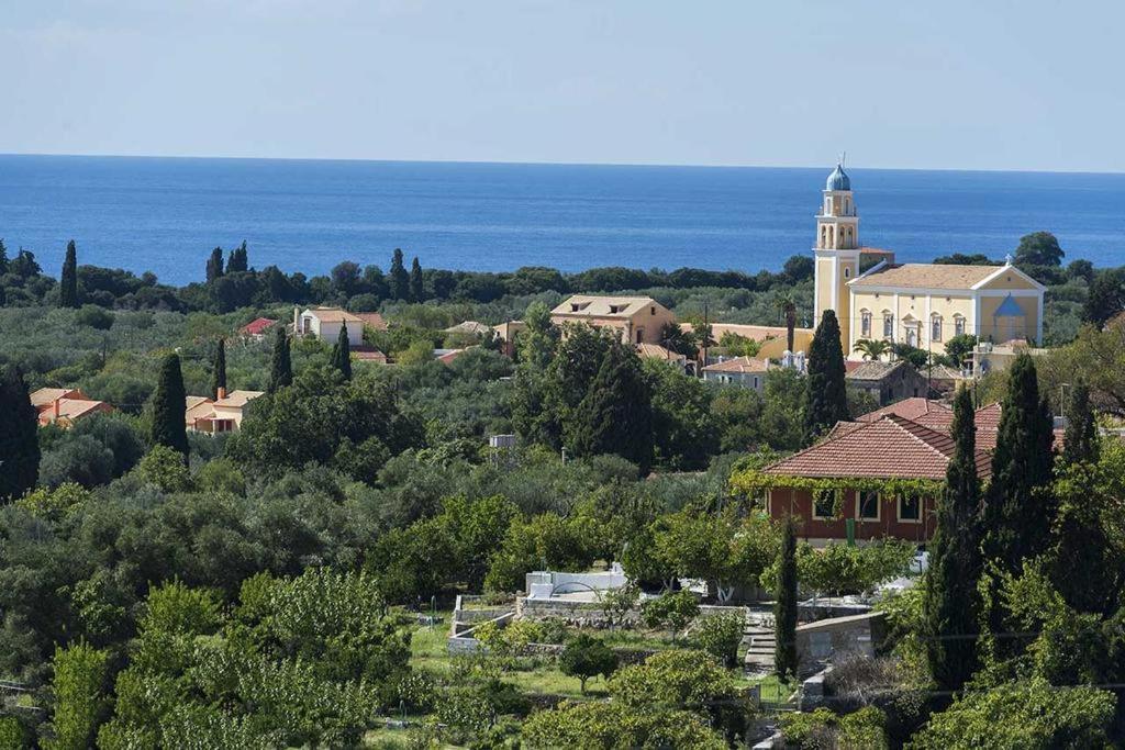 Monambeles Villas Svoronata Esterno foto